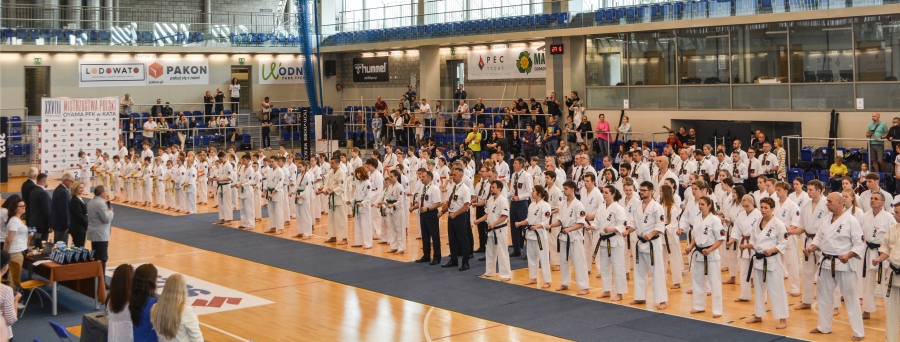 Dobry start jurajskich karateków z Wolbromia i Olkusza podczas XXVIII Mistrzostw Polski Oyama PFK w Kata